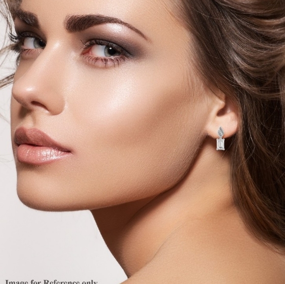 NWT Lustro Stella Premium Cubic Zirconia from Swarovski Stud Earrings - Picture 9 of 12